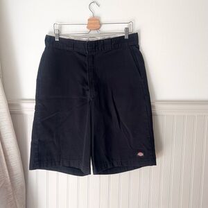 ✨ Dickies Black Flat Front Shorts Classic Durable Design Mens 34